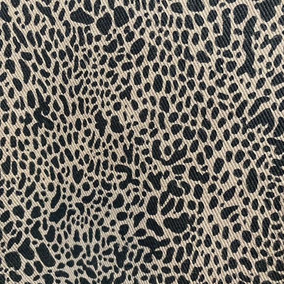 Spanx size medium animal print‎ jeggings - Picture 7 of 11